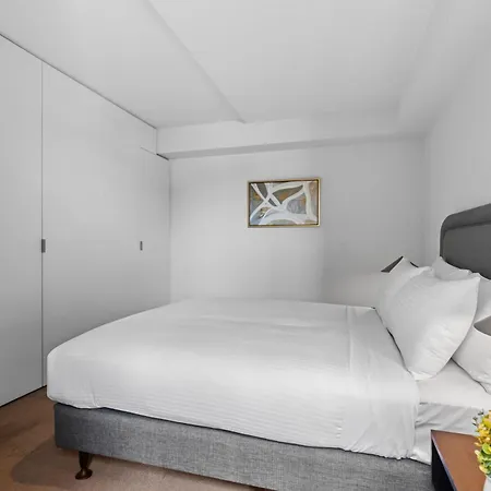 Lovely 1-Bed With Balcony In St Kilda'S Heart Melbourne Exterior photo