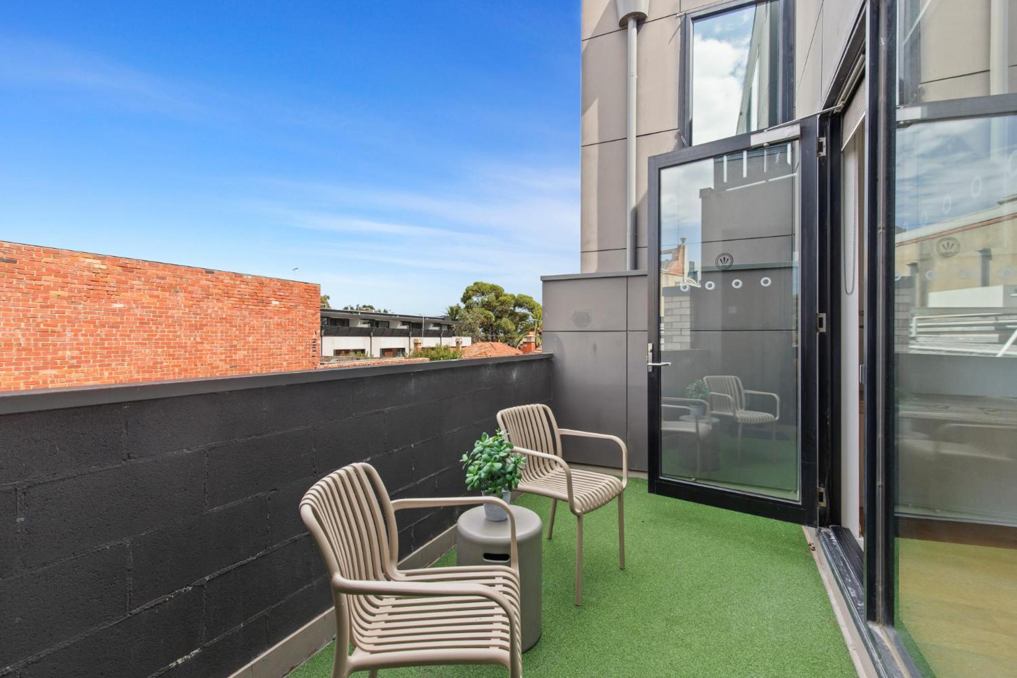 Apartment Lovely 1-bed With Balcony In St Kilda's Heart *